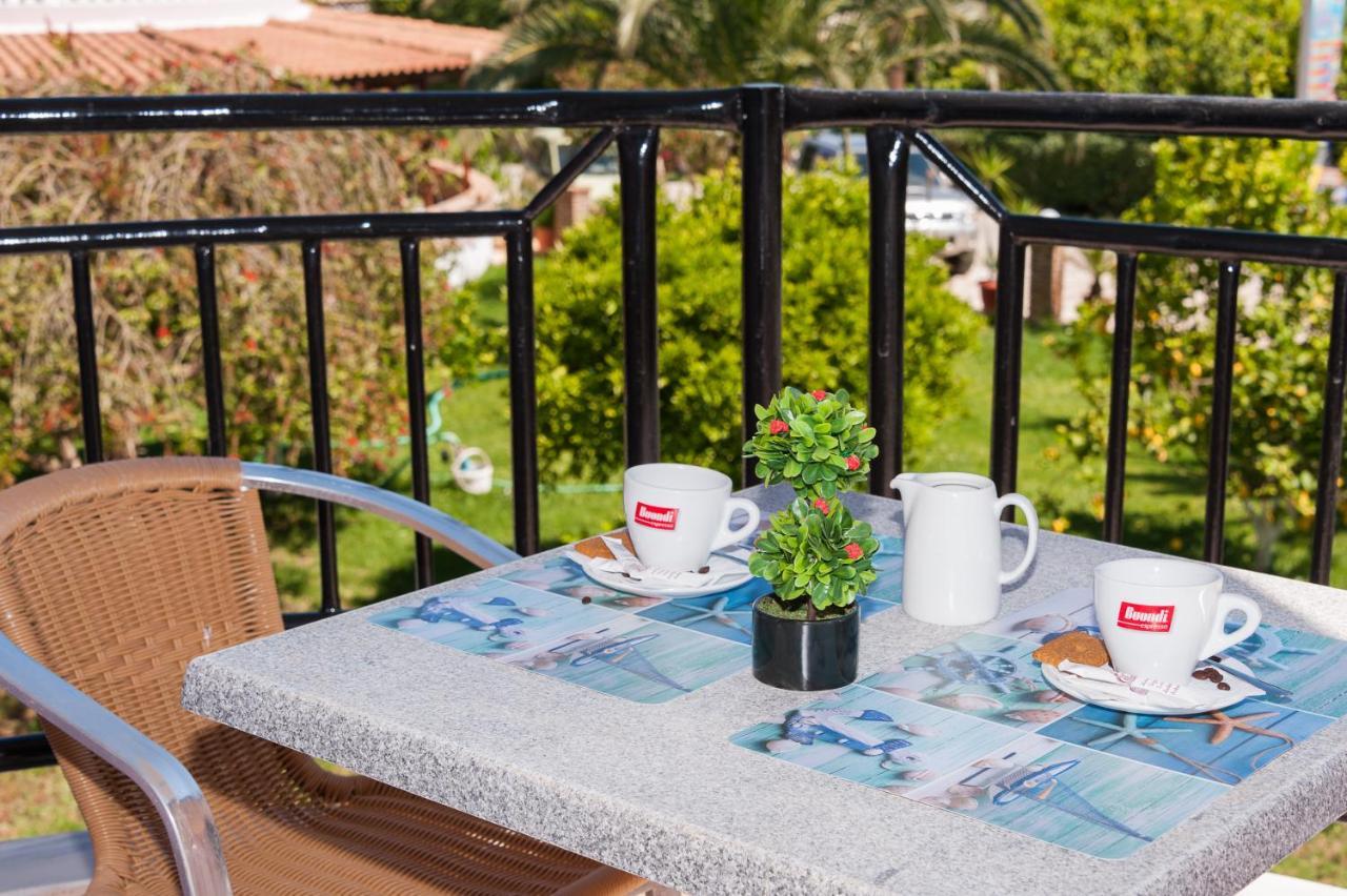 Costas Hotel Каламакион Экстерьер фото